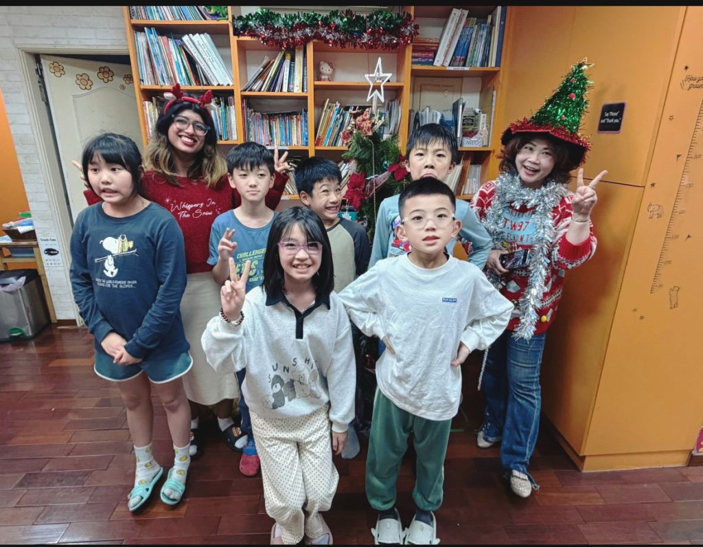 2025 聖誕最神驚奇！聖誕老公公親自送禮，Top ABC 讓孩子在瘋狂尖叫中愛上說美語！